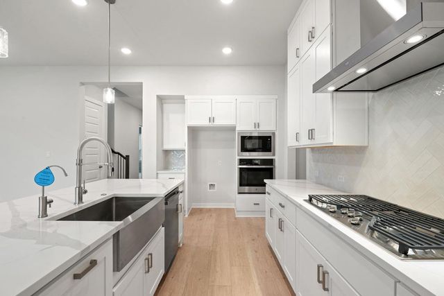 380 Heritage Forest Parkway, Dripping Springs, TX 78620