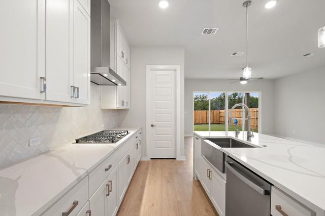 380 Heritage Forest Parkway, Dripping Springs, TX 78620