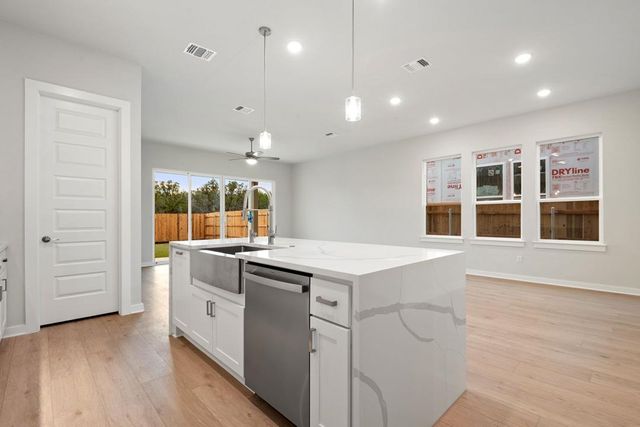 380 Heritage Forest Parkway, Dripping Springs, TX 78620