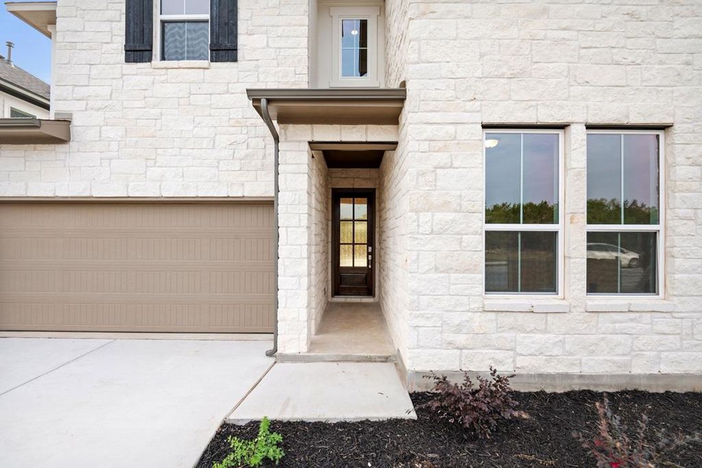 380 Heritage Forest Parkway, Dripping Springs, TX 78620