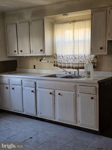 140 BEAVER RD, Harrisburg, PA 17112