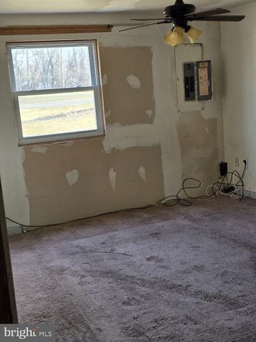 140 BEAVER RD, Harrisburg, PA 17112