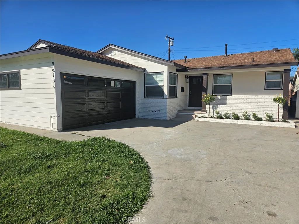 9615 Tolly, Bellflower, CA 90706