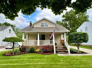 1383 Churchill Road, Lyndhurst, OH 44124