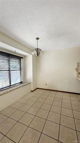 3021 Hummingbird Avenue, Mcallen, TX 78504