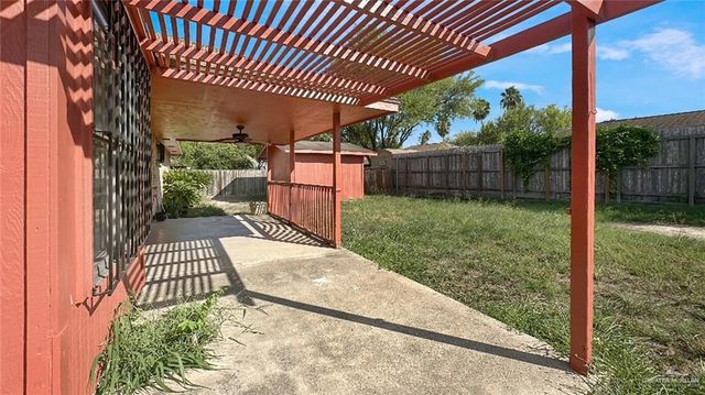 3021 Hummingbird Avenue, Mcallen, TX 78504
