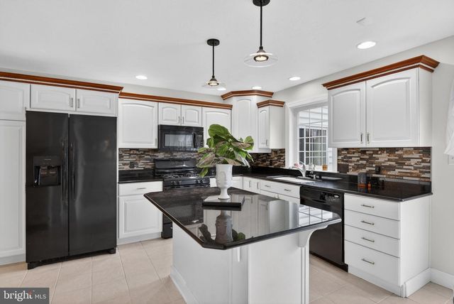 501 BALD EAGLE CT, Lancaster, PA 17601