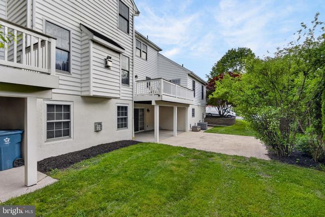 501 BALD EAGLE CT, Lancaster, PA 17601