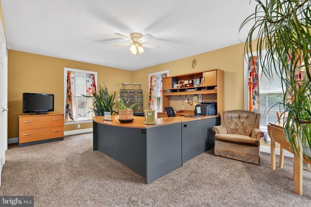 501 BALD EAGLE CT, Lancaster, PA 17601
