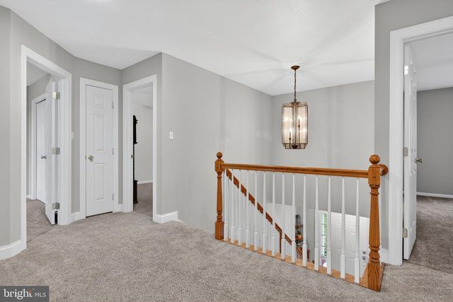 501 BALD EAGLE CT, Lancaster, PA 17601