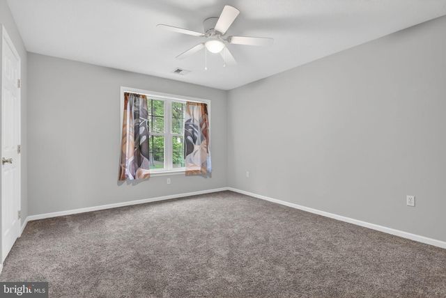 501 BALD EAGLE CT, Lancaster, PA 17601