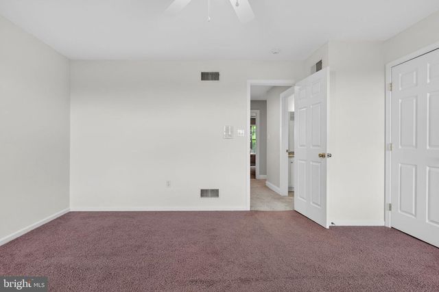 501 BALD EAGLE CT, Lancaster, PA 17601