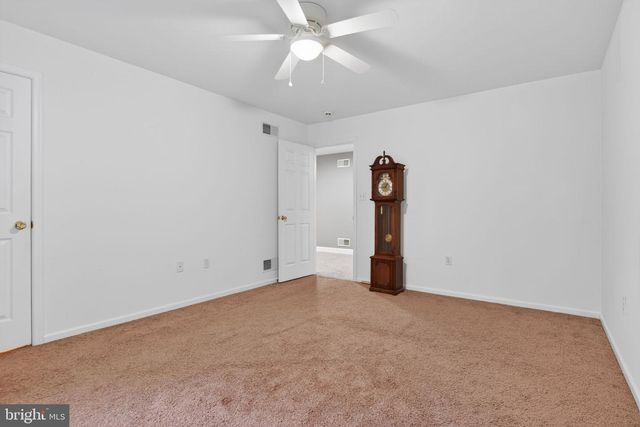 501 BALD EAGLE CT, Lancaster, PA 17601