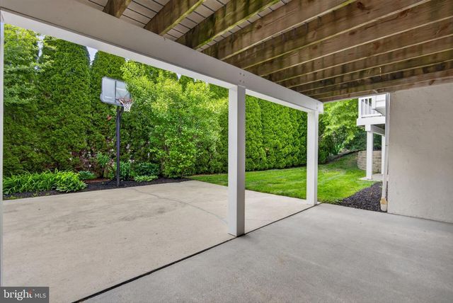 501 BALD EAGLE CT, Lancaster, PA 17601