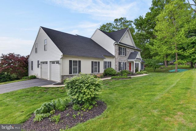 501 BALD EAGLE CT, Lancaster, PA 17601