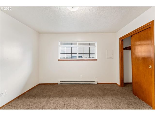 14330 Se POWELL Blvd, Portland, OR 97236