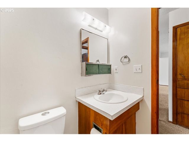 14330 Se POWELL Blvd, Portland, OR 97236