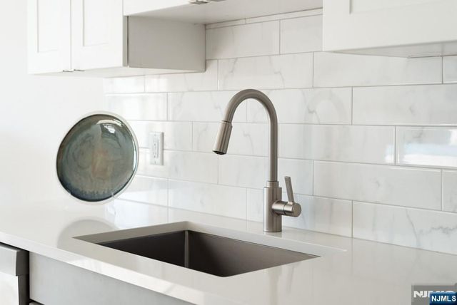 15 W Johnson Avenue 304, Bergenfield, NJ 07621