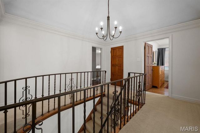 585 Stratford Avenue, University City, MO 63130