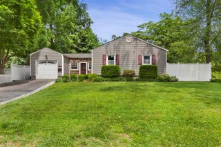 256 Round Hill Drive, Yonkers, NY 10710
