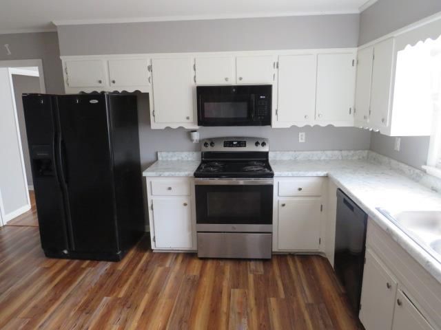 619 Las Vegas Drive, Hopkinsville, KY 42240