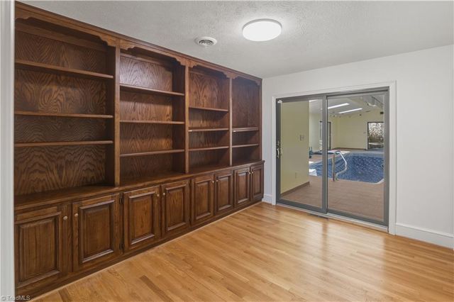 273 Olde Pilot Trail, Pilot Mountain, NC 27041