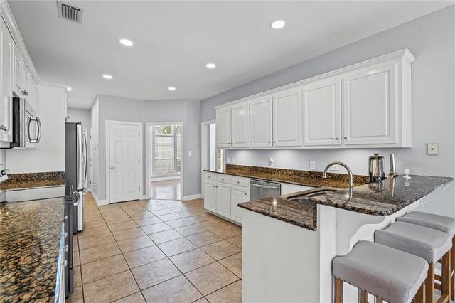 2551 Magnolia Grande Drive, Mobile, AL 36618