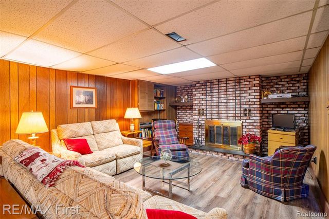 24815 Beck Avenue, Eastpointe, MI 48021