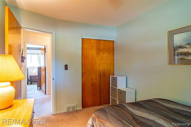 24815 Beck Avenue, Eastpointe, MI 48021