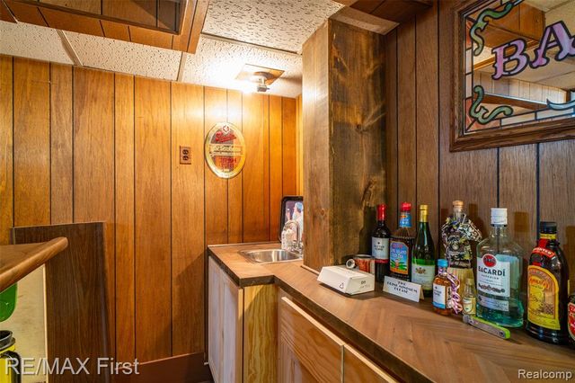 24815 Beck Avenue, Eastpointe, MI 48021