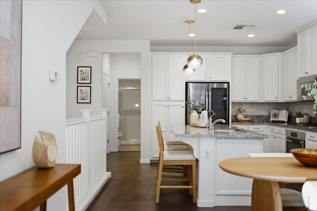 381 Charles Morris Terrace, Sunnyvale, CA 94085