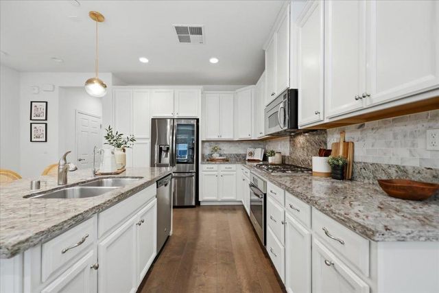 381 Charles Morris Terrace, Sunnyvale, CA 94085