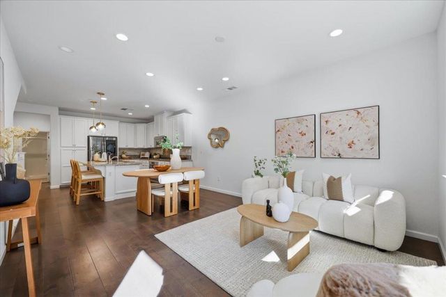 381 Charles Morris Terrace, Sunnyvale, CA 94085