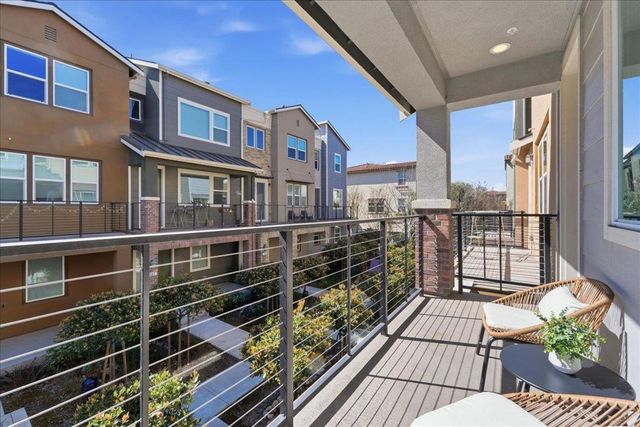 381 Charles Morris Terrace, Sunnyvale, CA 94085