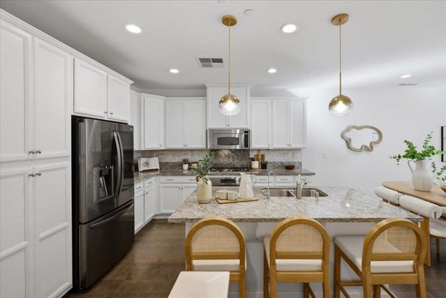 381 Charles Morris Terrace, Sunnyvale, CA 94085