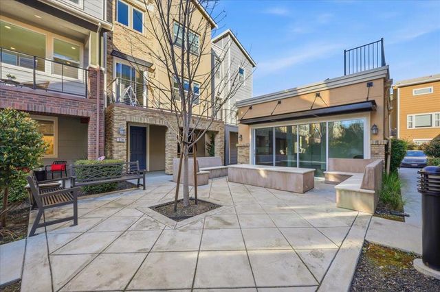 381 Charles Morris Terrace, Sunnyvale, CA 94085