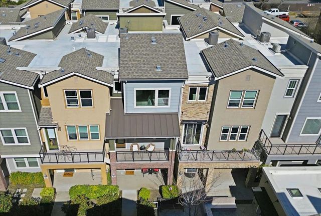 381 Charles Morris Terrace, Sunnyvale, CA 94085