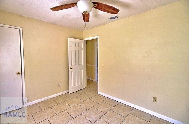 1040 Charles C. Frasier Boulevard, Hinesville, GA 31313