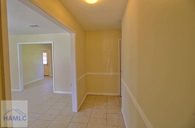 1040 Charles C. Frasier Boulevard, Hinesville, GA 31313