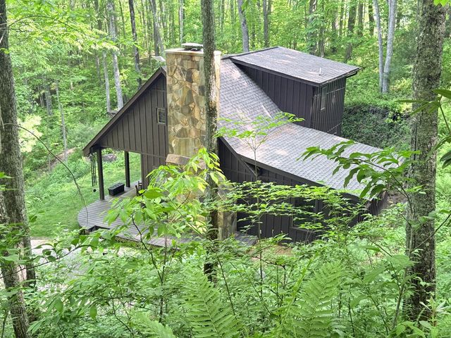 1096 Mount Tabor Road, Nantahala, NC 28781