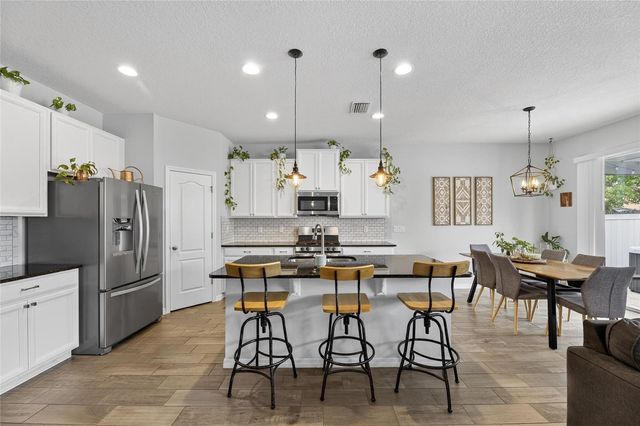 11113 SPRING POINT CIRCLE, Riverview, FL 33579