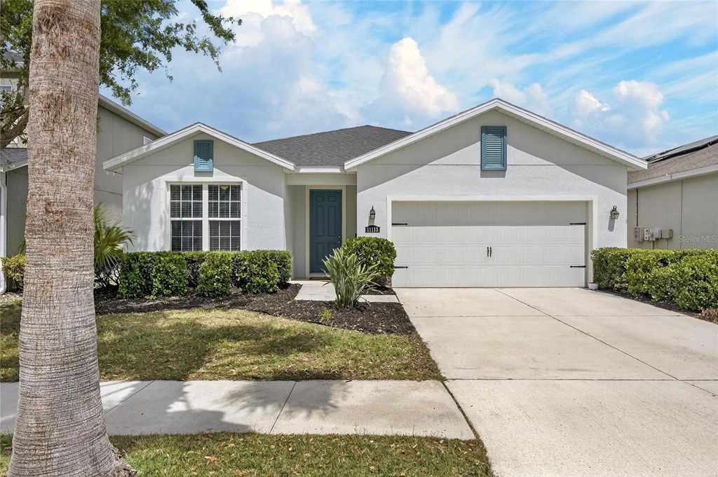 Image 1 of property listing at 11113 SPRING POINT CIRCLE, Riverview, FL 33579