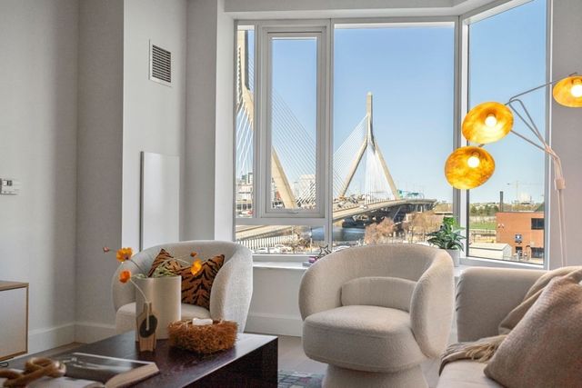 100 Lovejoy Wharf 5H, Boston, MA 02205