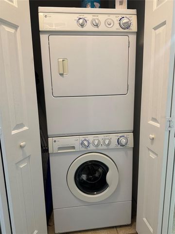 2080 WILLOW HAMMOCK CIRCLE 303, Punta Gorda, FL 33983