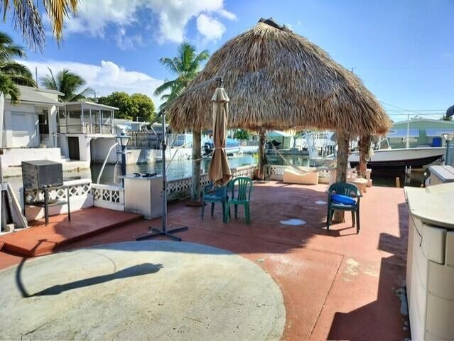 W 206 2Nd Court, Key Largo, FL 33037
