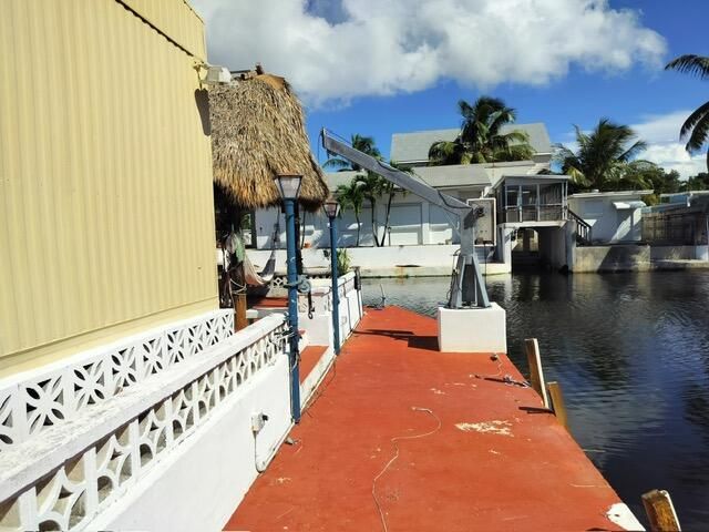 W 206 2Nd Court, Key Largo, FL 33037
