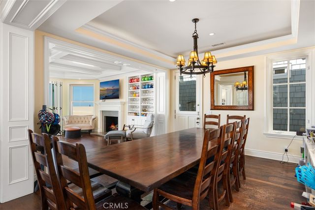 522 W Oceanfront, Newport Beach, CA 92661