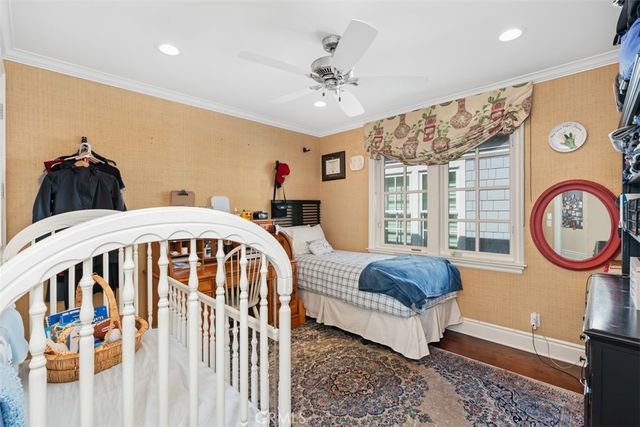 522 W Oceanfront, Newport Beach, CA 92661