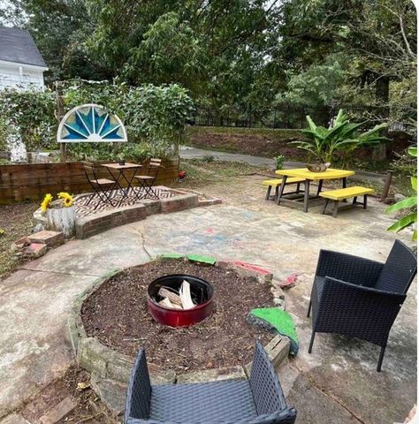 718 Fairburn NW Road, Atlanta, GA 30331