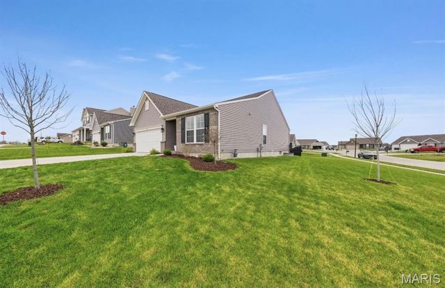 2131 Central Park Drive, Troy, MO 63379